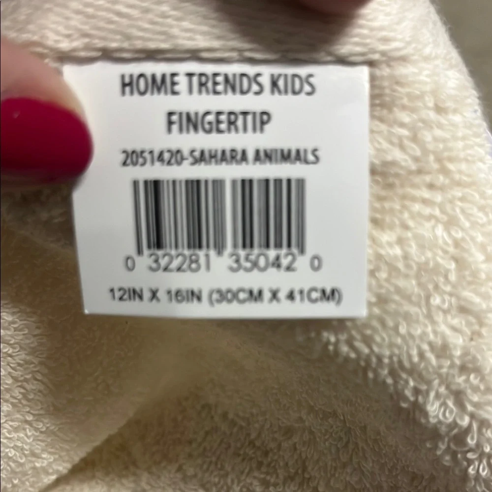 New Monkey and Giraffe Embroidered Towel Set